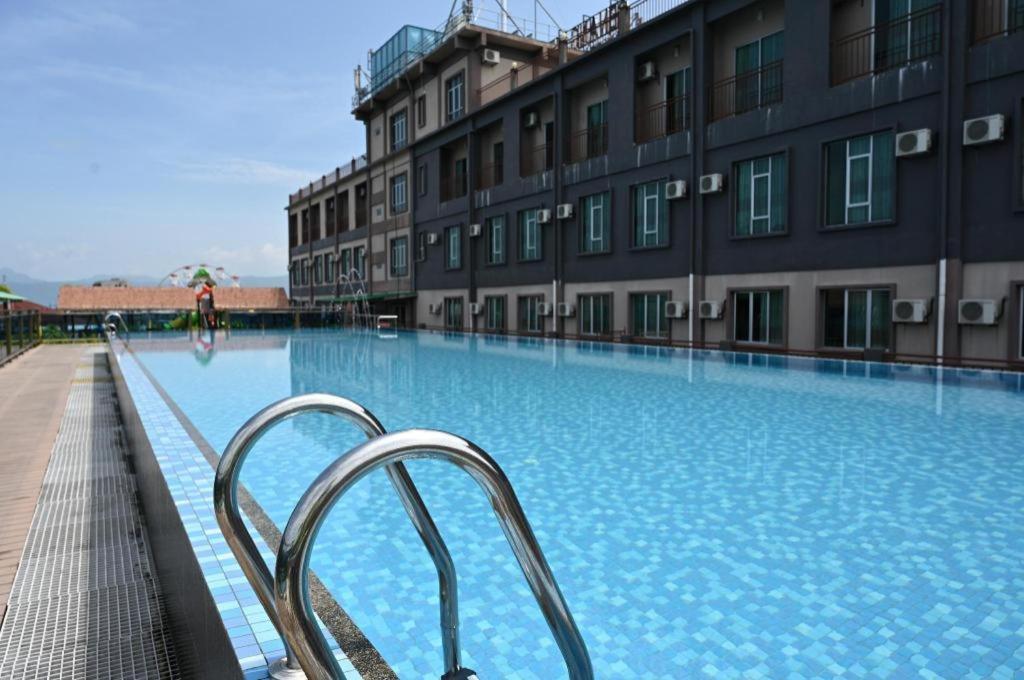 פנתאי צנאנג Cenang View Hotel מראה חיצוני תמונה