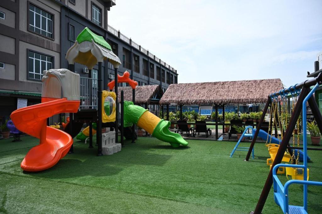 פנתאי צנאנג Cenang View Hotel מראה חיצוני תמונה